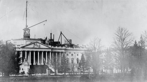 Capitol Dome under construction