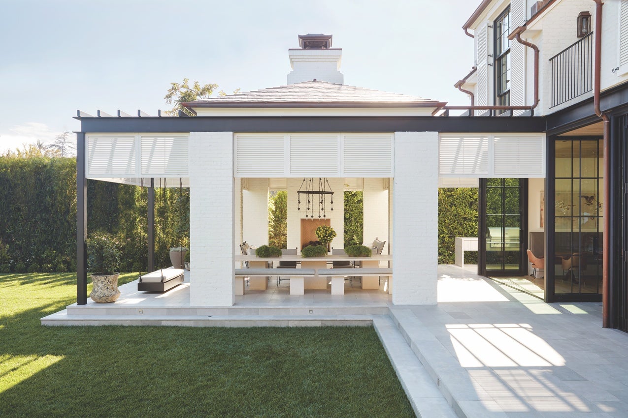 modern brentwood LA home backyard terrace MLK studio mcalpine