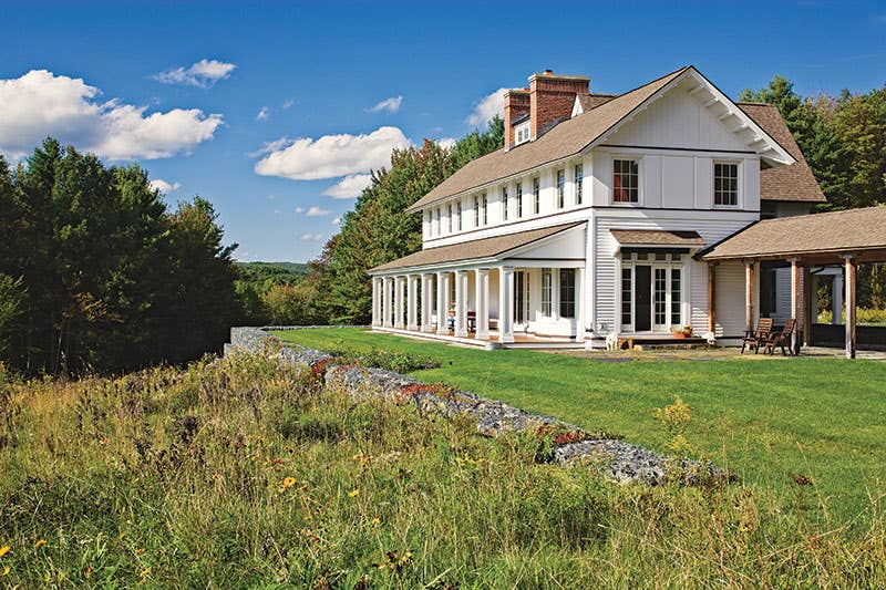 farmvilla-exterior.jpg