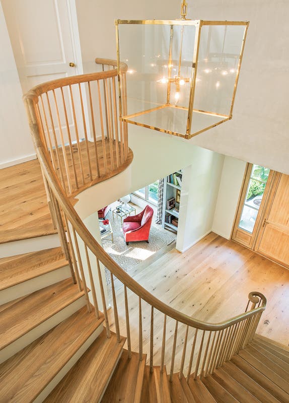 hannah_weber-6-_stair_hall.jpg