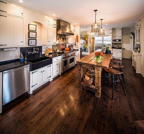 sylvan-brandt_med-oak-kitchen.jpg