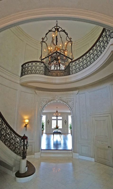 harrison_sutphin-91-tiverton_stair_hall.jpg