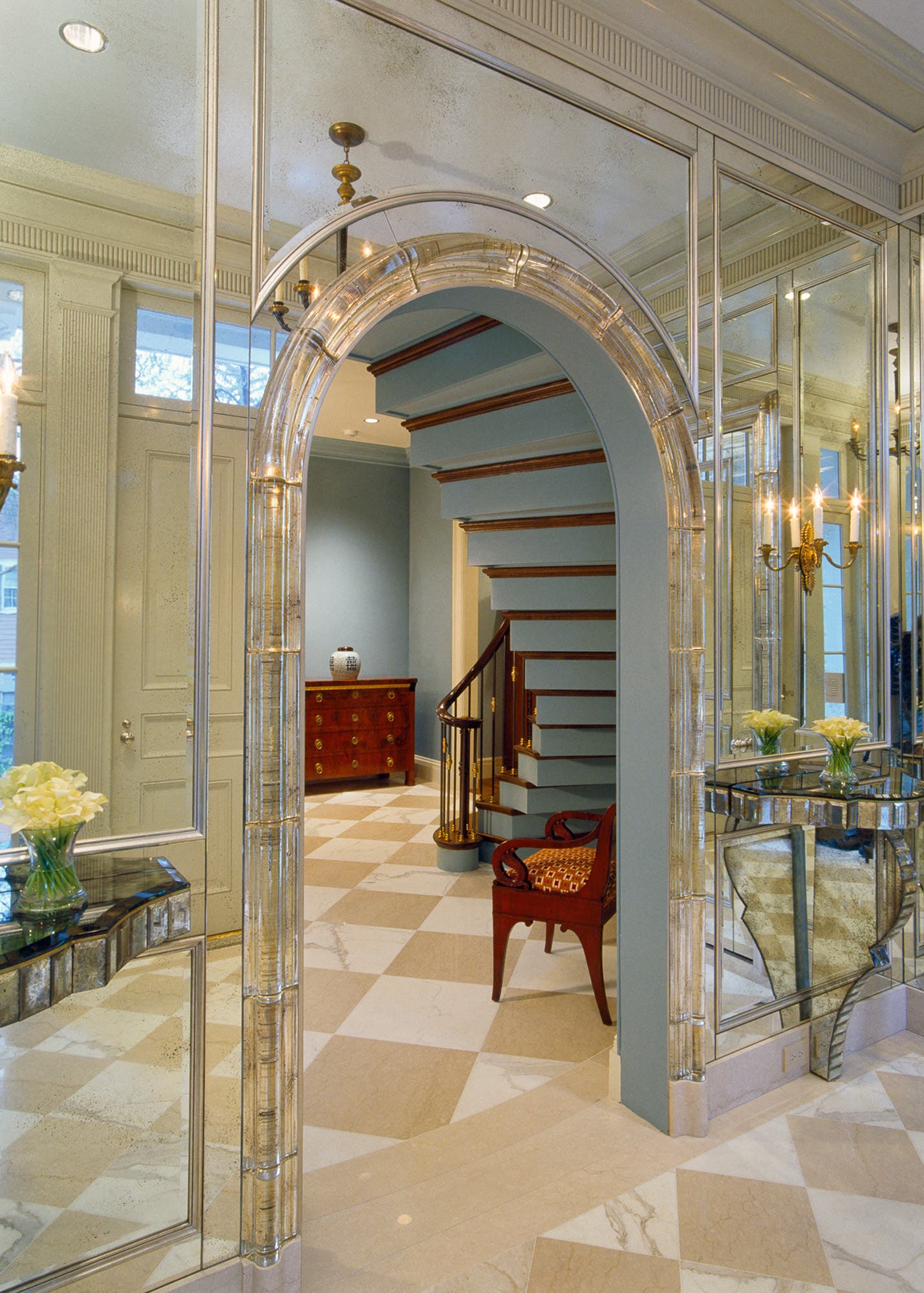 7-ppa_mirroredfoyer_credit_brian-vanden-brink.jpg