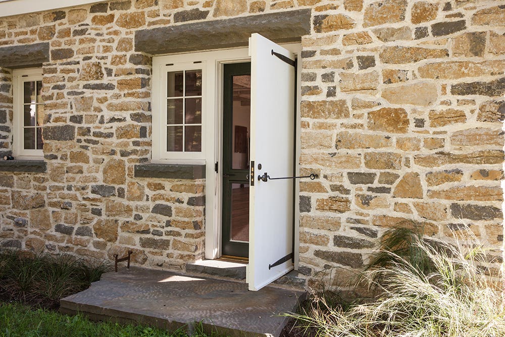 12_exterior_door.jpg