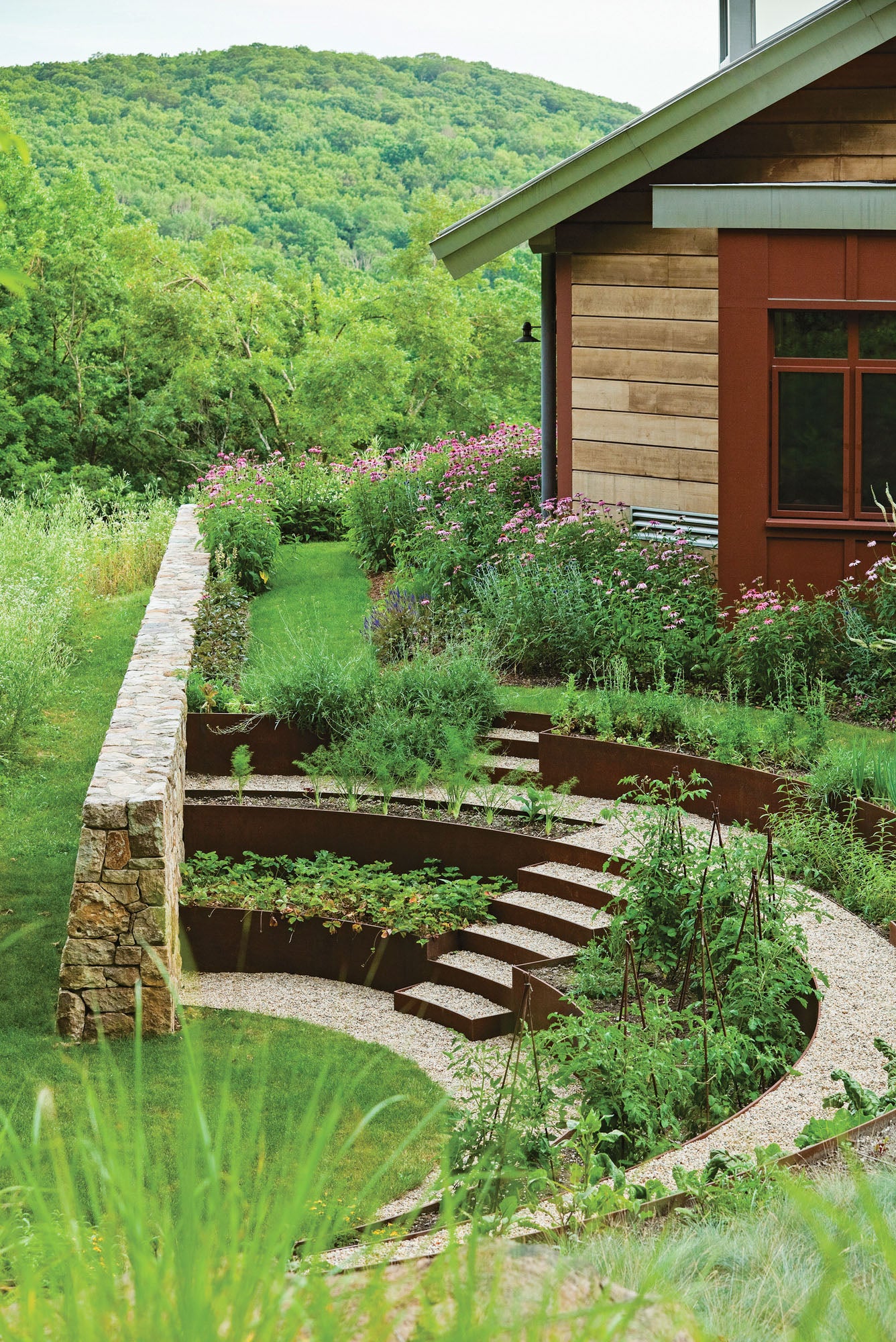 iron-mountain-house_eric-piasecki-2.jpg