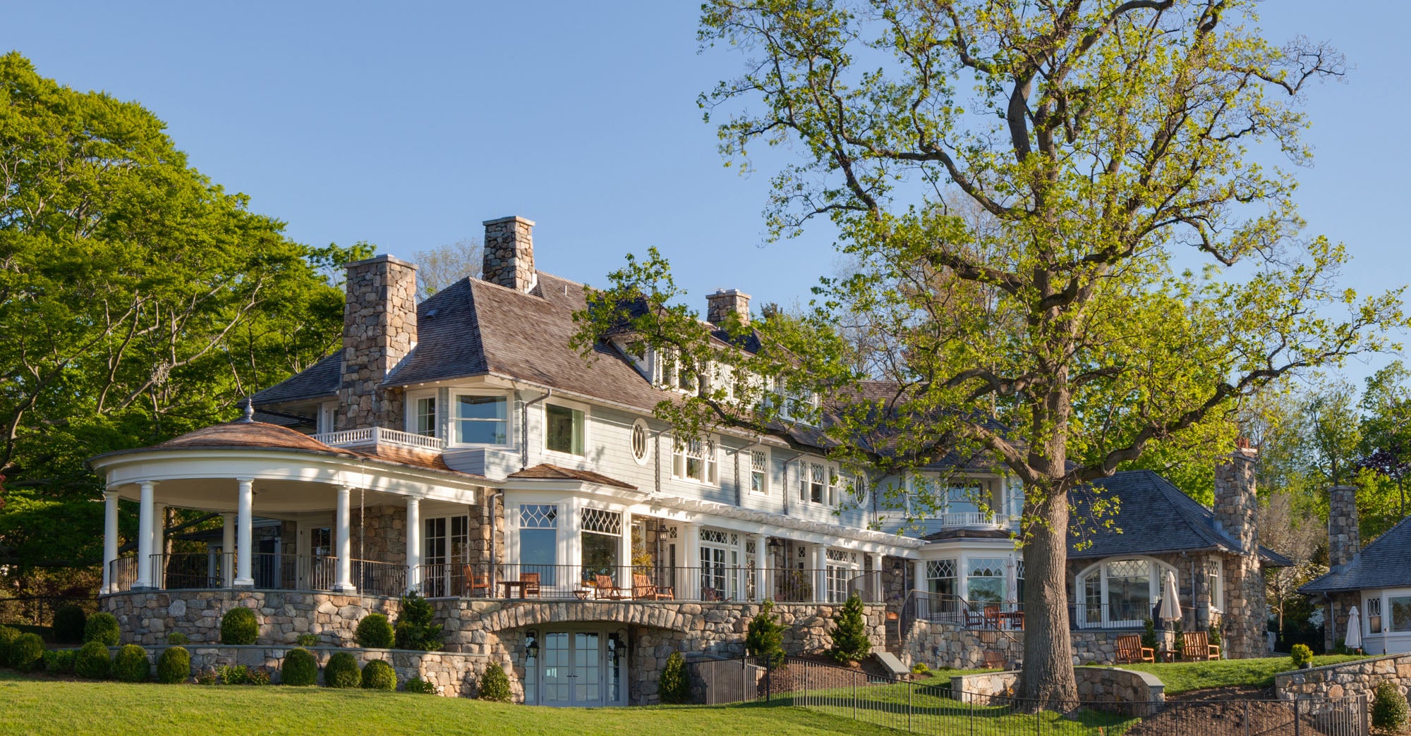 03-exterior-hr.jpg