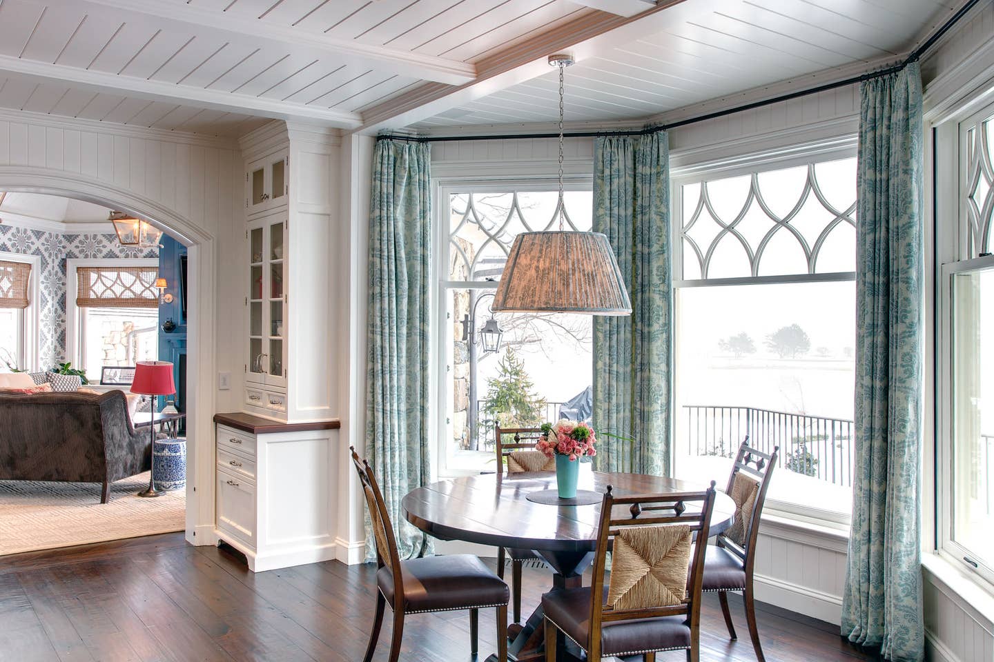 06-breakfast-room-hr.jpg