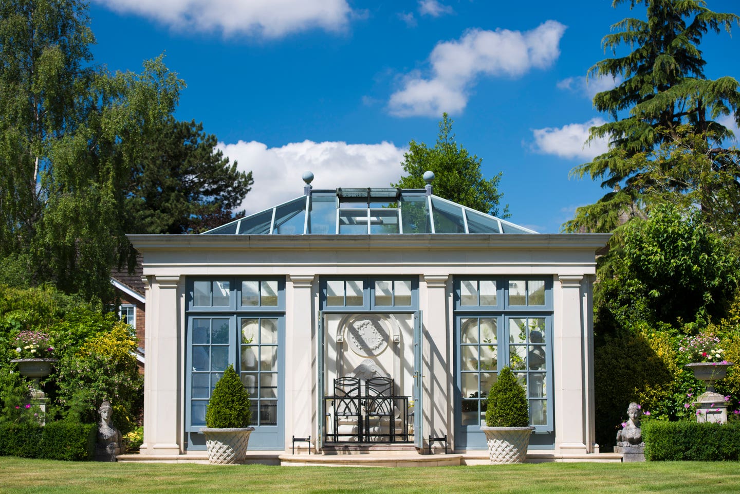 period_homes_haddonstone_864.jpg