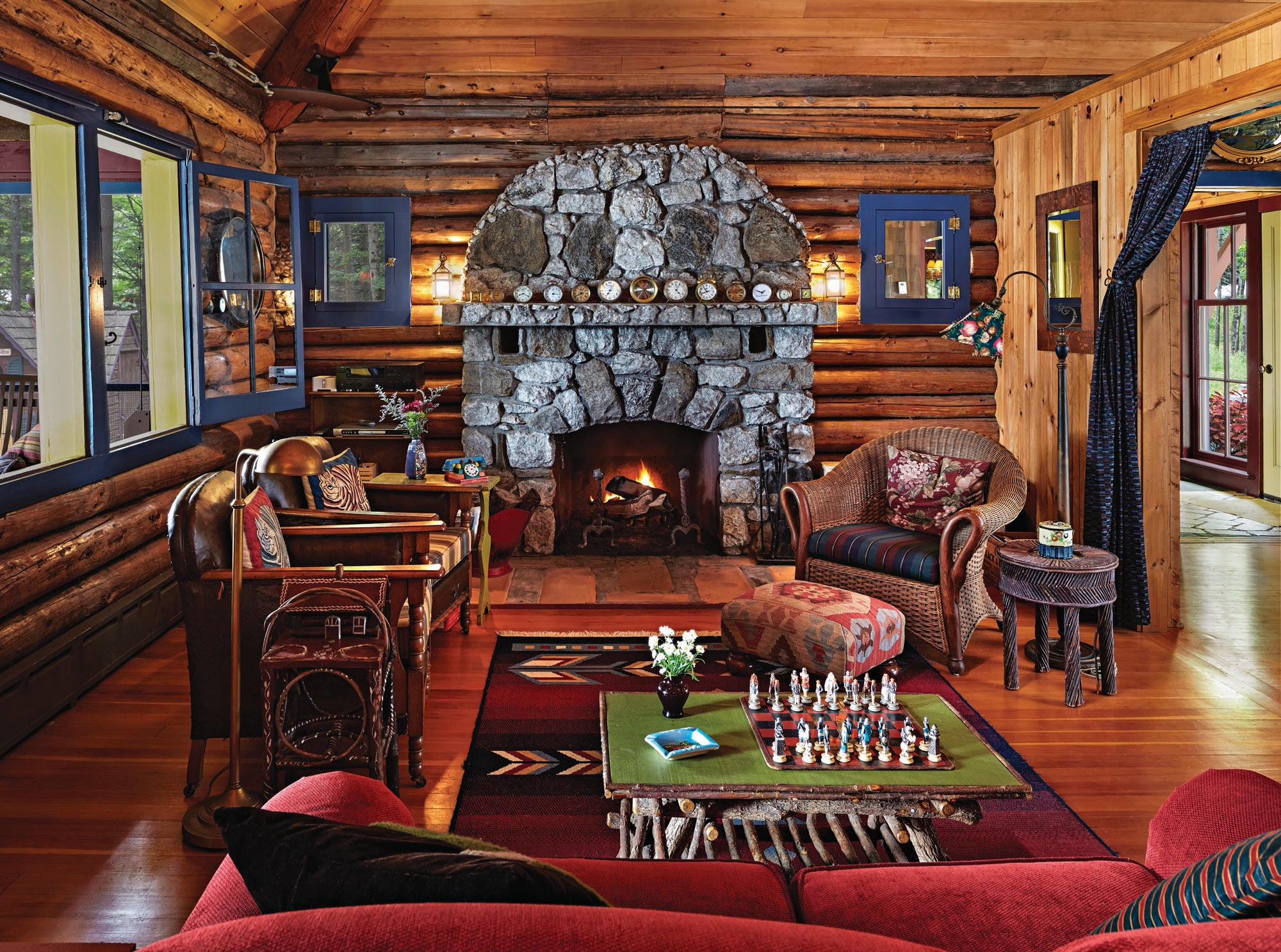 adirondackcamp-livingroomfireplace.jpg