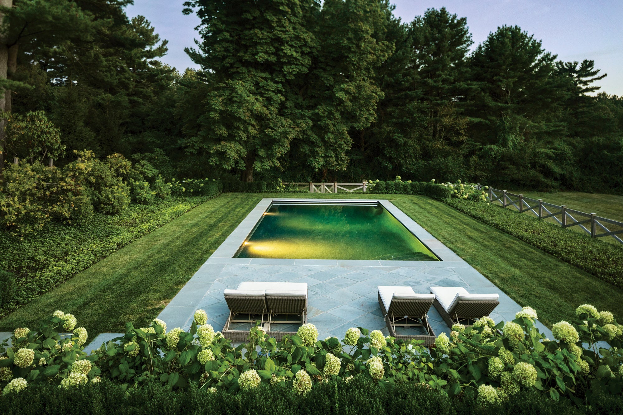 12_pool_garden.jpg