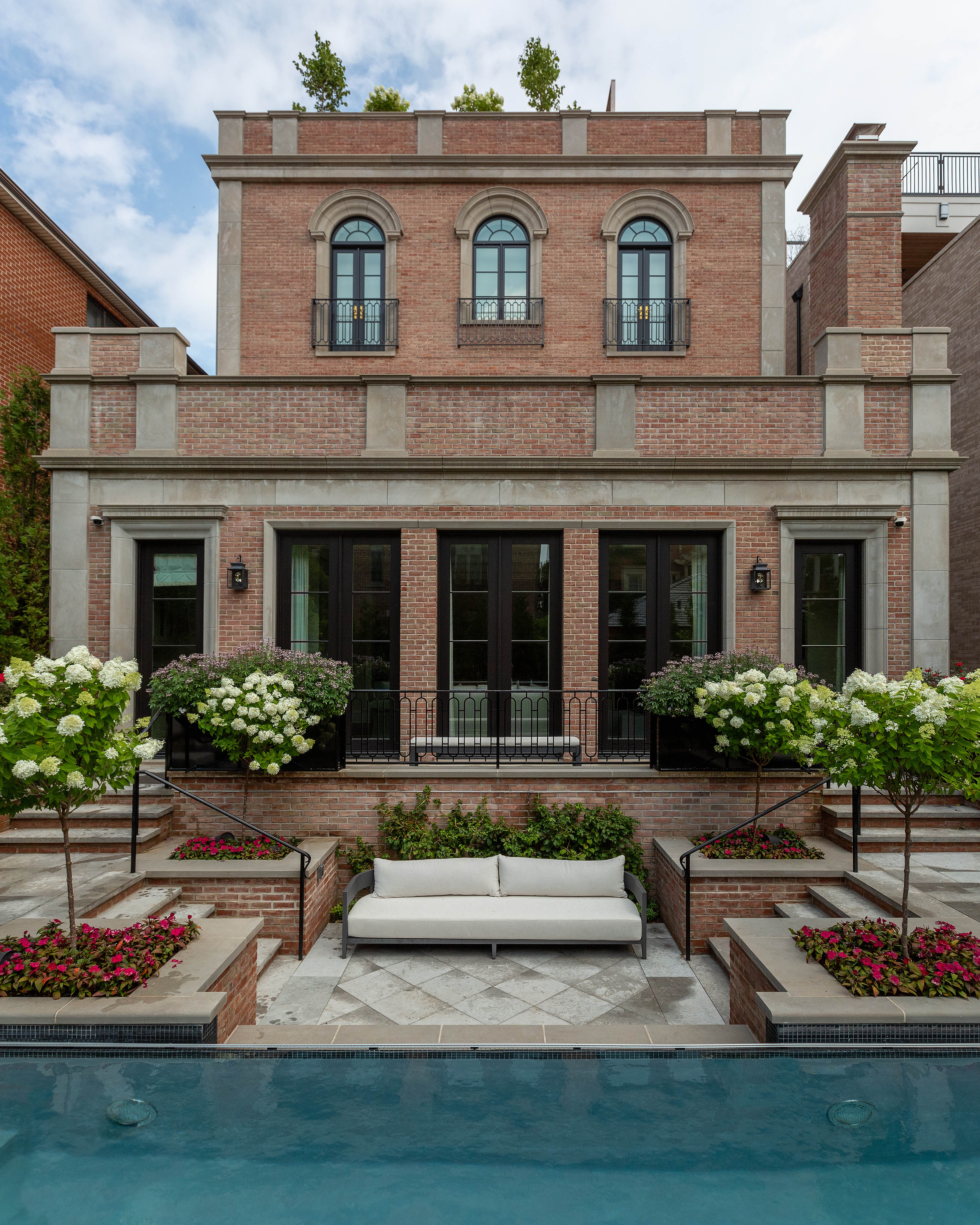 2---rear-exterior_wittefini-photography.jpg