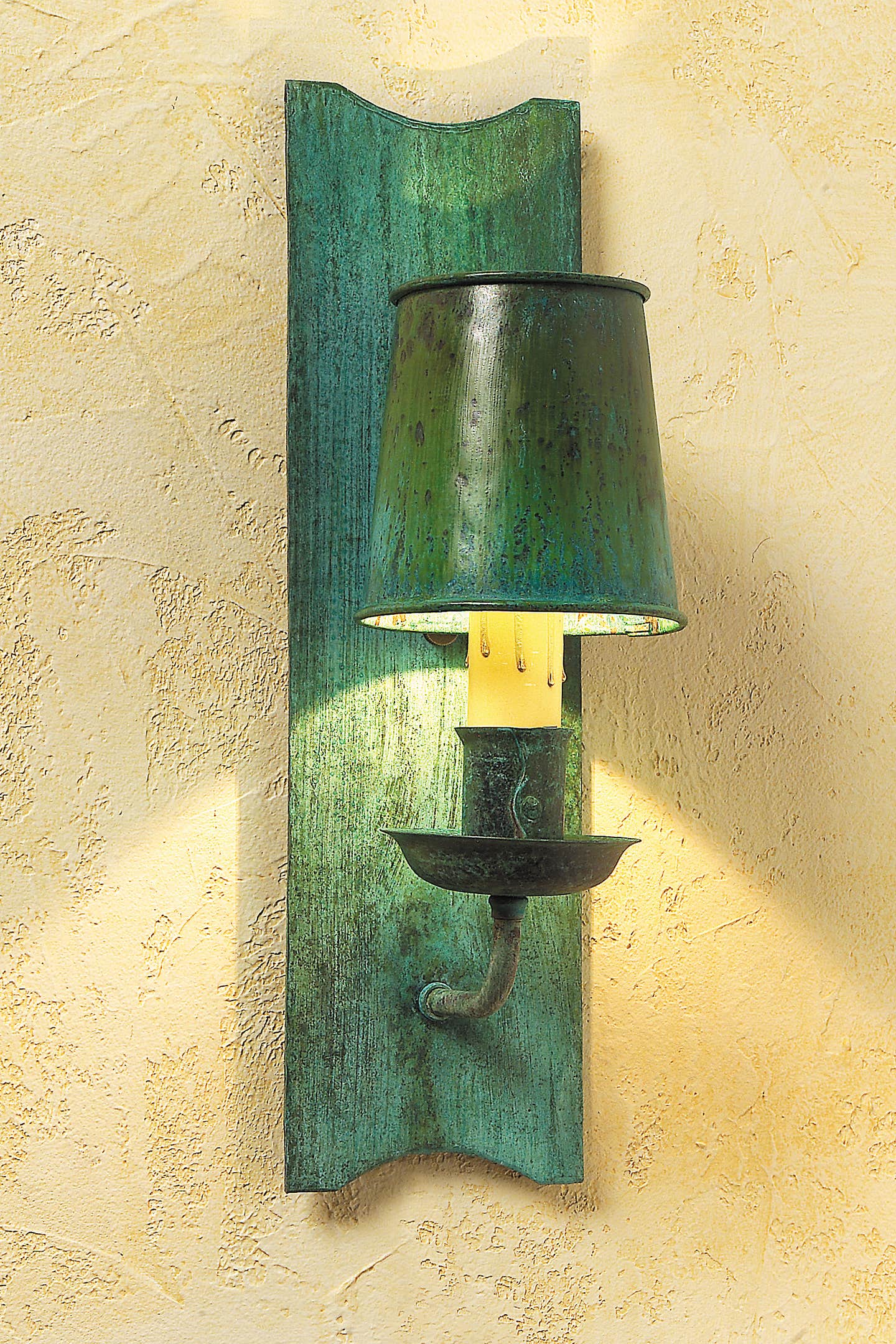 lighting-by-hammerworks-sconce10.jpg