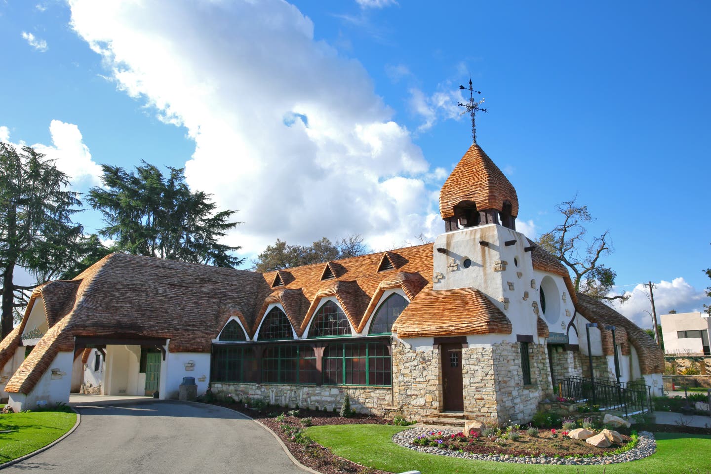 huber--associates-wood---chapel-of-roses.jpg