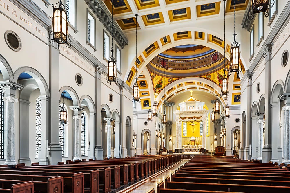 cathedral_of_the_most_sacred_heart_of_jesus_-_06_-_cathedral_interior_view.jpg