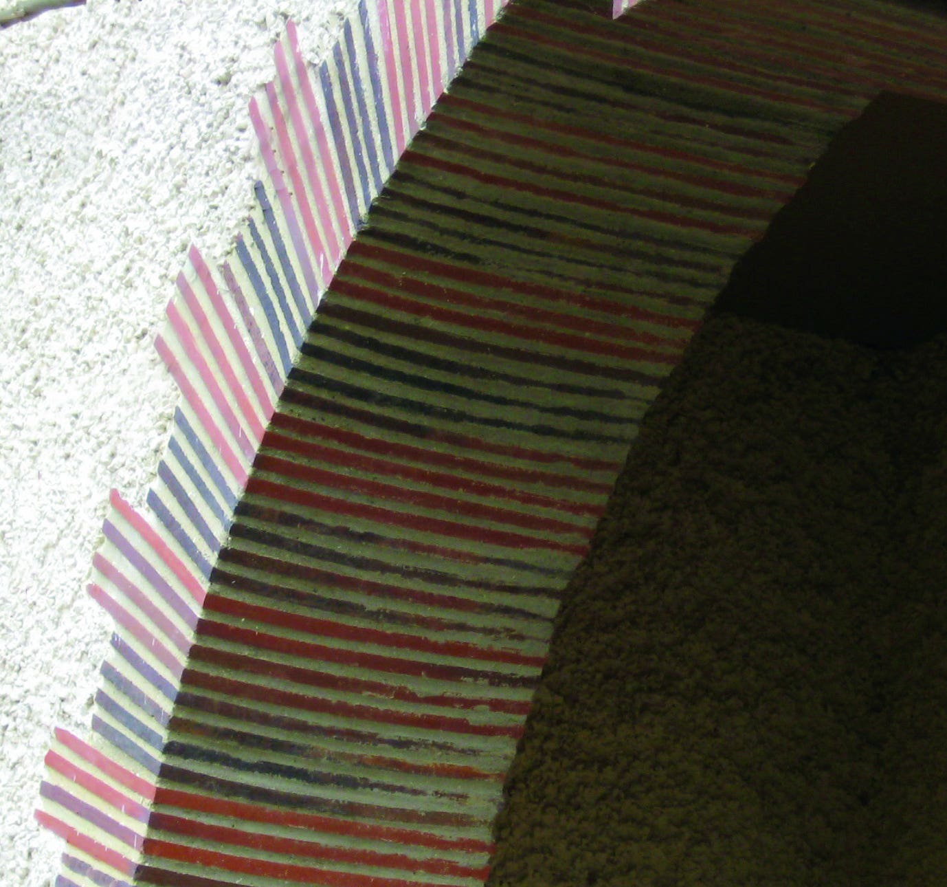 14-northern-roof-tiles-ketley-brick-creasing-tiles-fused-to-form-archway.jpg