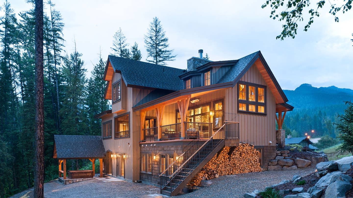 riverbend_timber_framing_rear_exterior_bc.jpg