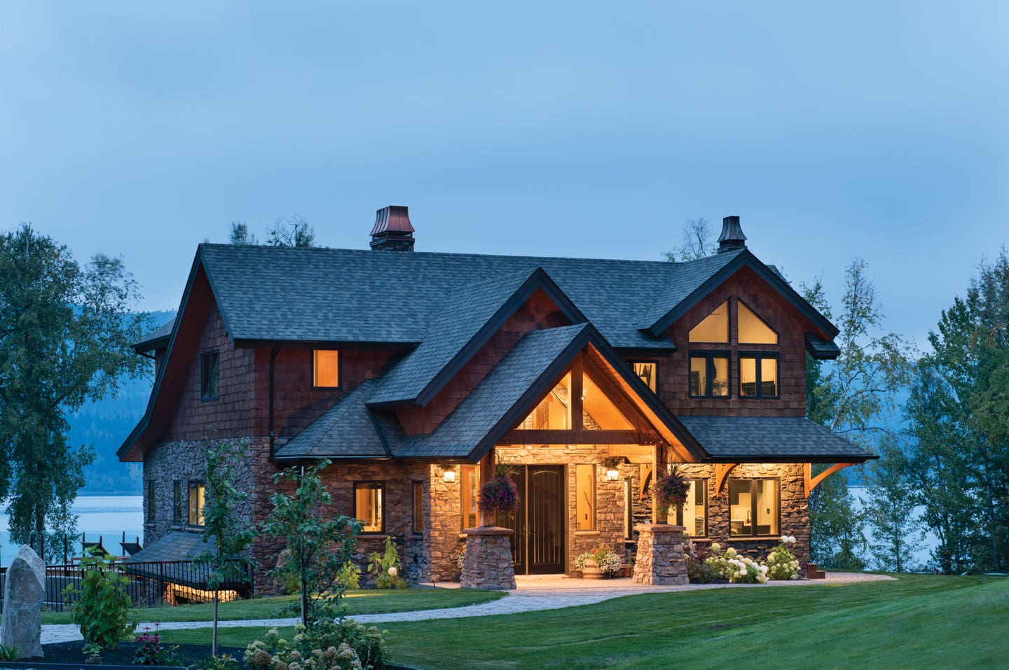riverbend-timber-framin-ext-front-bc.jpg