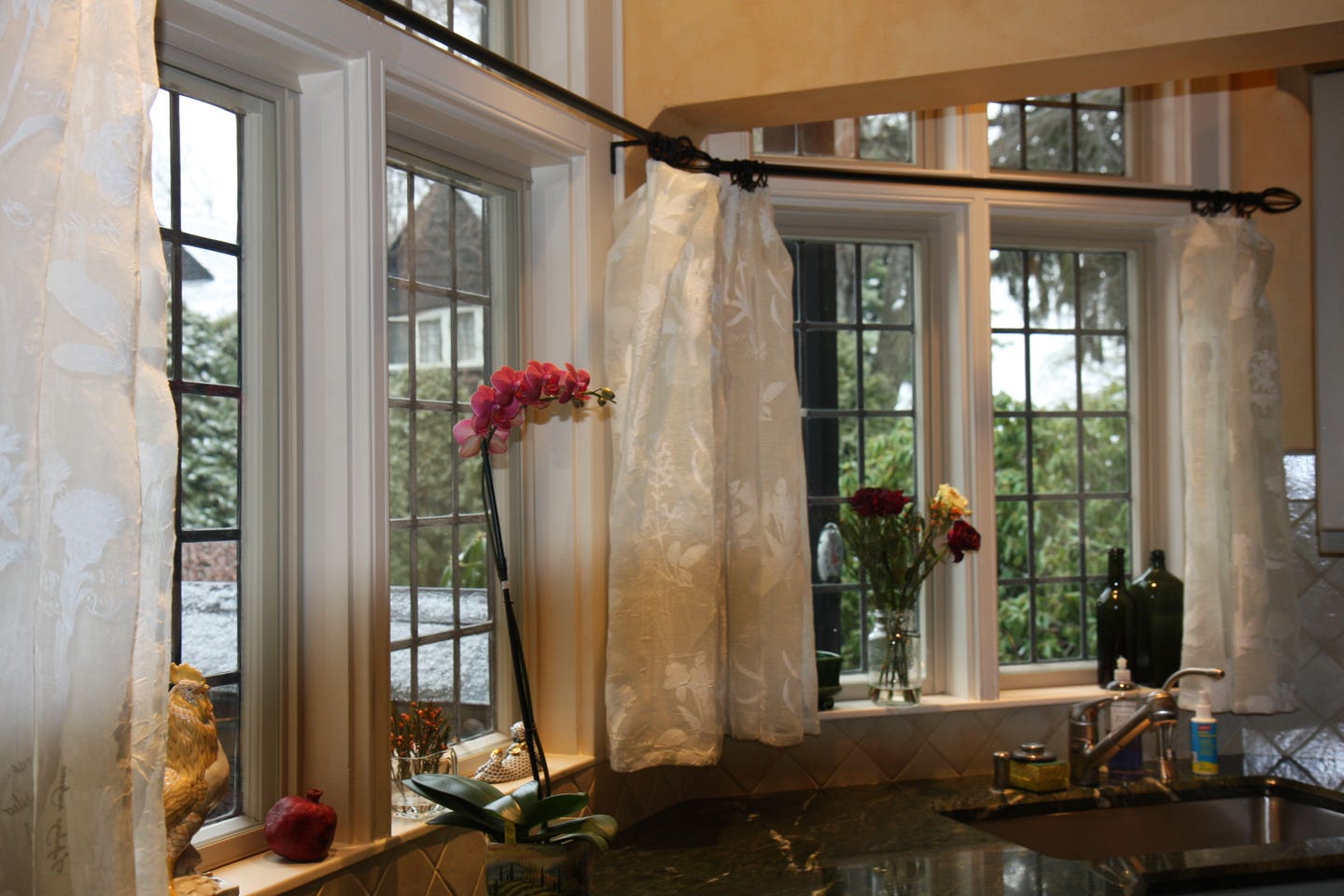 paydos-kitchen-innerglass.jpg