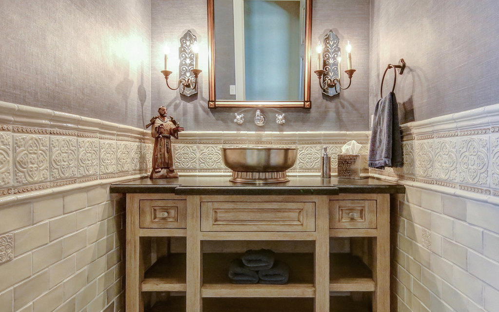 6-moore-merkowitz-tile-bathroom-installation-in-english-cottage-series-water-lily-collection-field-by-m-m-series-and-molding--trim-series-daisy-and-plain-collections-copy.png