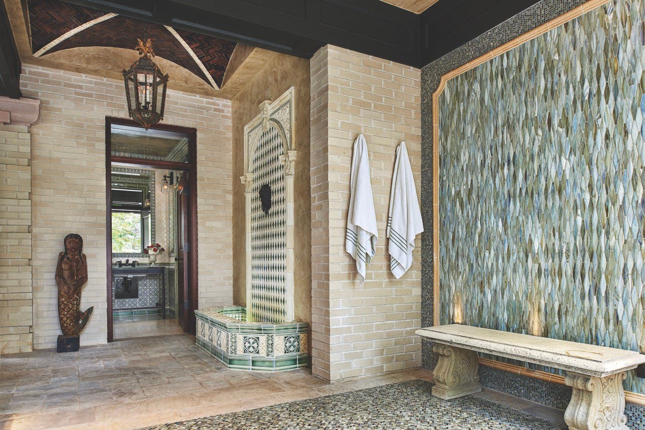 7-outdoor-fountain--shower-pd-large.jpg