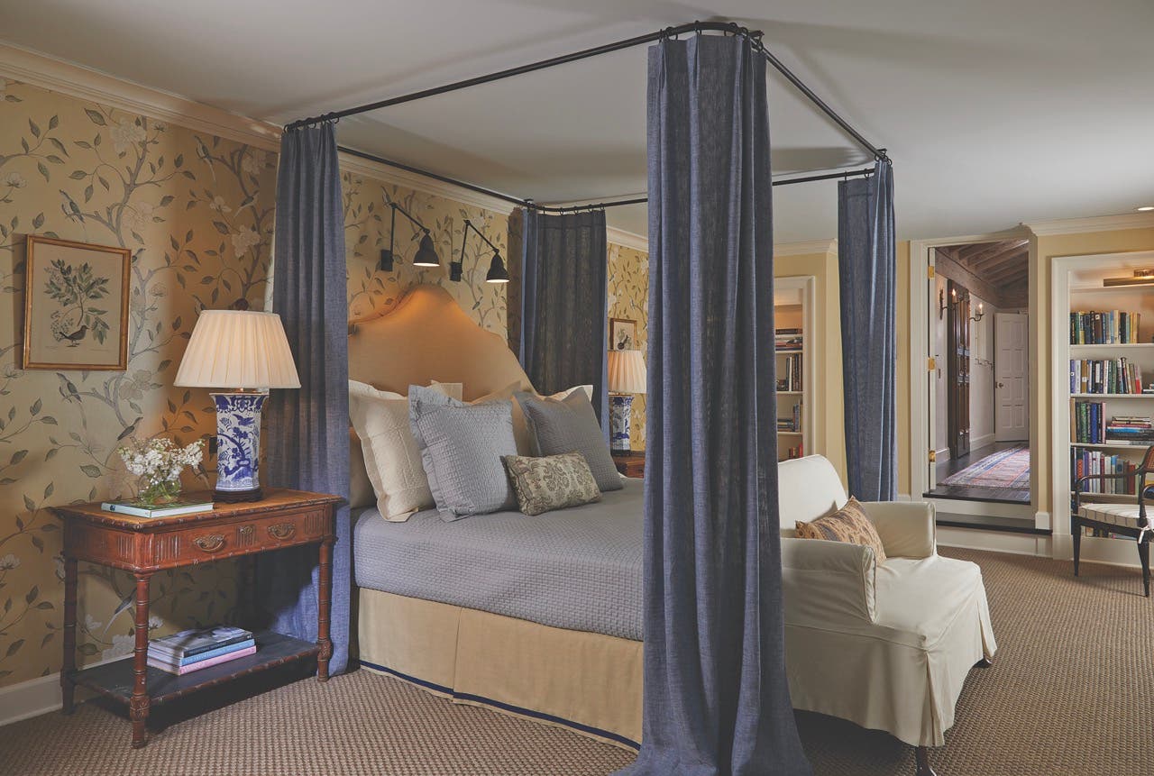 9-golfview-primary-bedroom-large.jpg