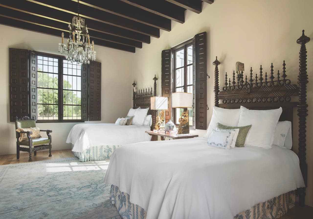 14---guest-bedroom-large.jpg