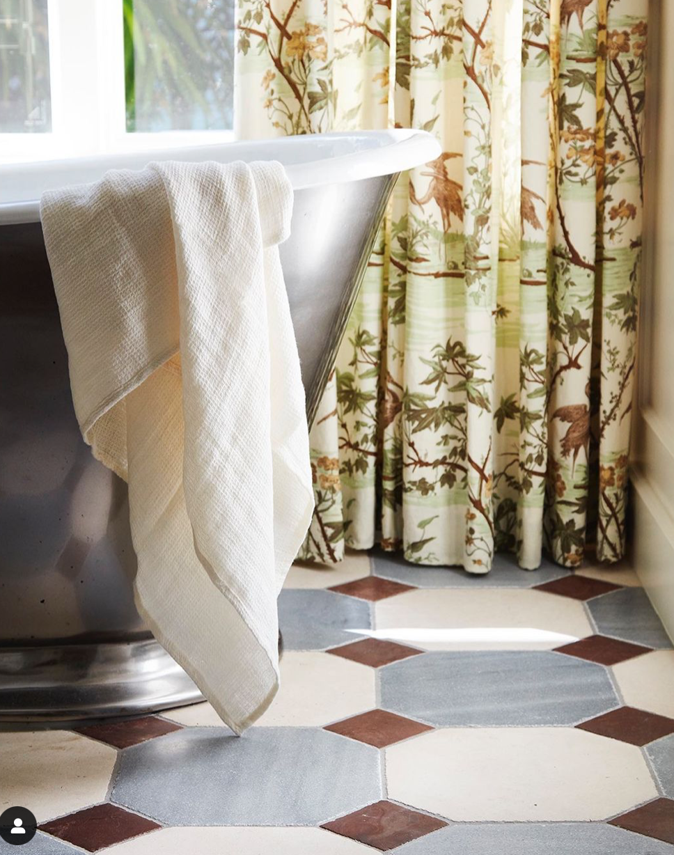medici-pattern-paris-ceramics.png