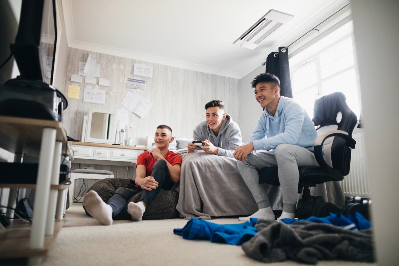 as_uks_ez-fit_teen-bedroom-large.jpg