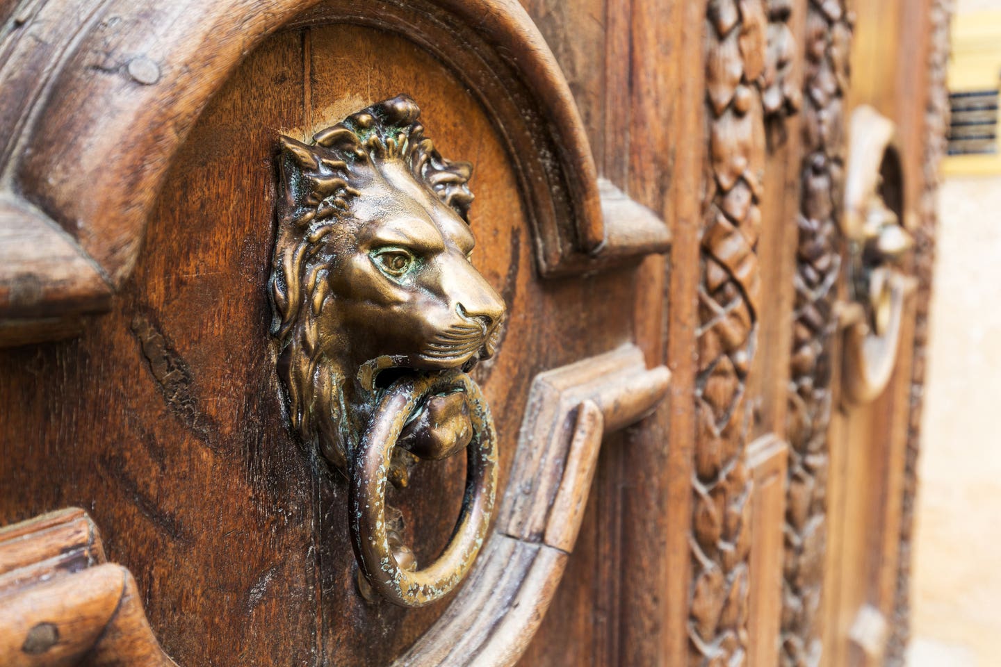 Architectural Salvage & Antiques Image